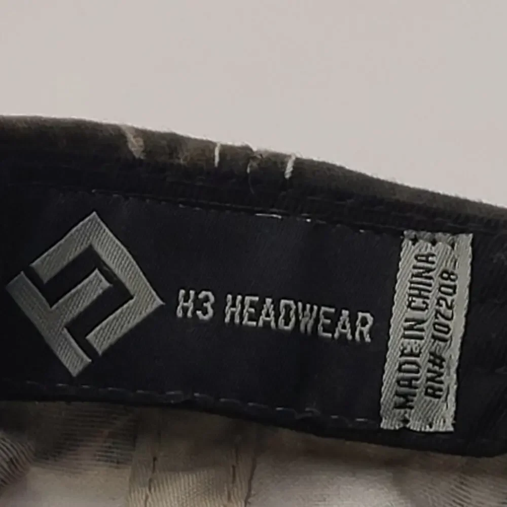 H3 Headwear Camo Hunting Hat Rn# 107208 Snap back Great condition new with tag